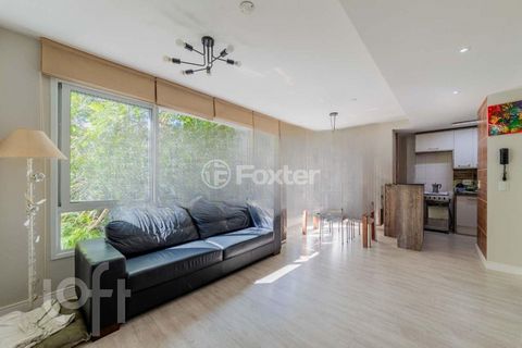 Image 1 - 858917