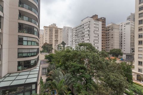 Image 16 - 858938