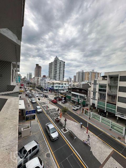 Image 10 - 858969