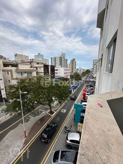 Image 11 - 858969