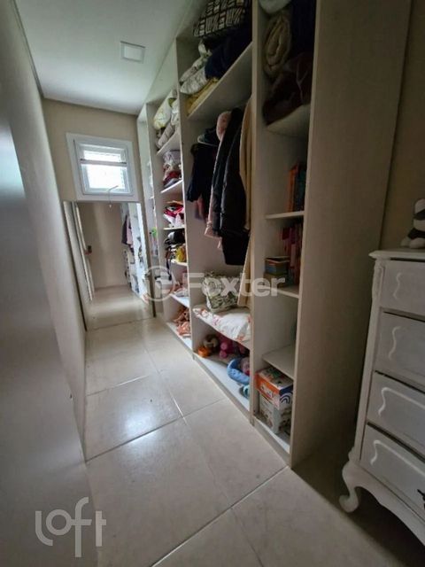 Image 7 - 858973