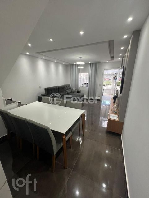 Image 1 - 858979