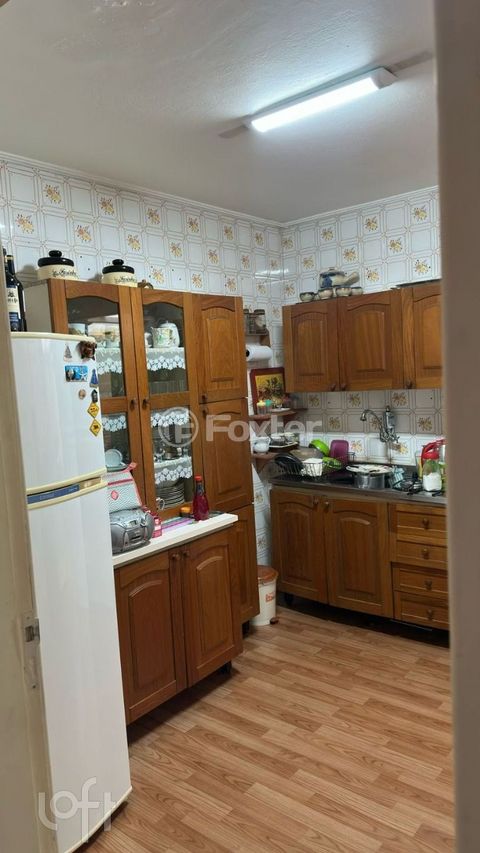 Image 7 - 859025