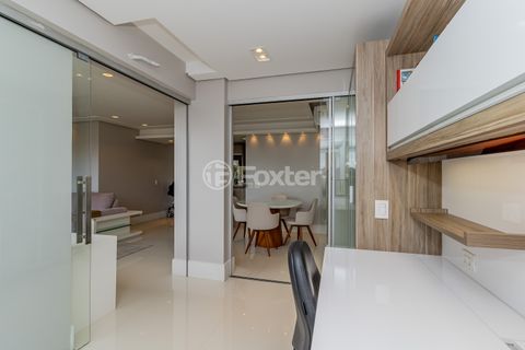 Image 10 - 859130