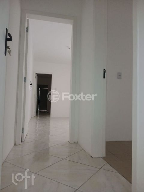 Image 6 - 859140