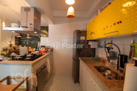Image 9 - 859233