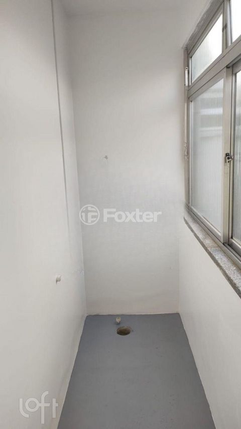 Image 3 - 859241
