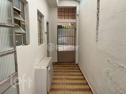 Image 6 - 859247