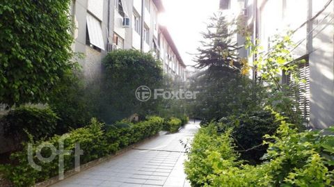 Image 4 - 859371