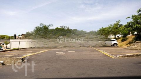 Image 15 - 859392