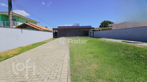 Image 7 - 859409