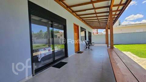 Image 3 - 859409