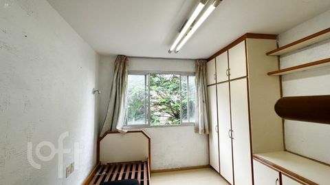 Image 19 - 859459