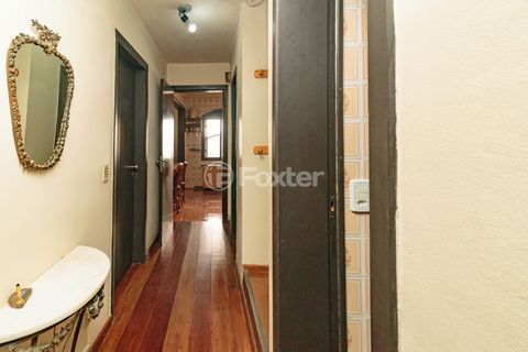 Image 8 - 859504