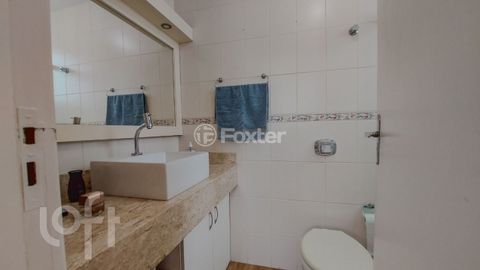 Image 9 - 859546