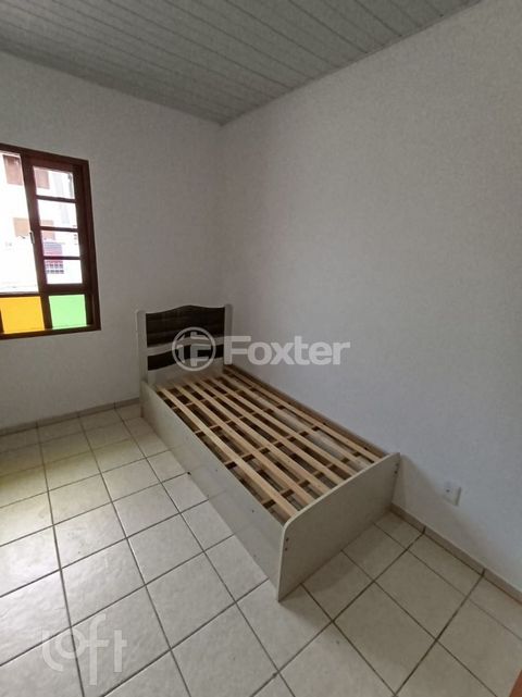 Image 8 - 859638
