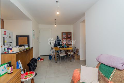 Image 3 - 859699