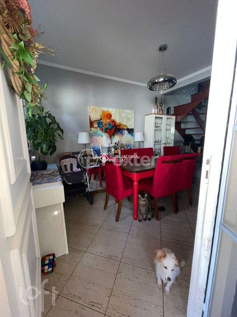 Image 8 - 859733