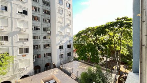 Image 11 - 859877