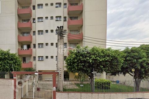 Image 8 - 859926