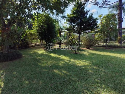 Image 3 - 859990