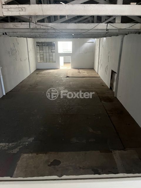 Image 7 - 860000