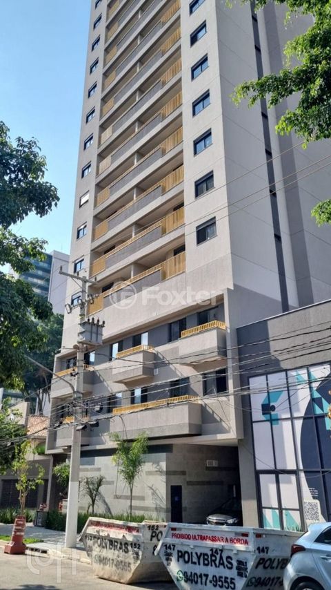 Image 9 - 860245