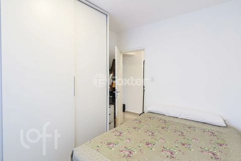 Image 4 - 860289