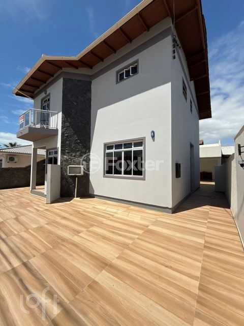 Image 9 - 860746
