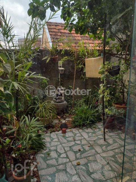 Image 8 - 860754