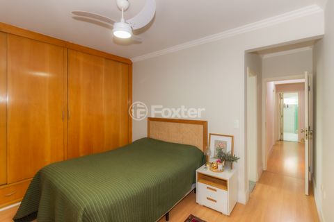 Image 7 - 860755