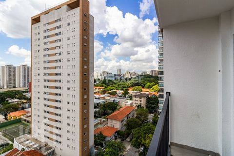 Image 8 - 860767