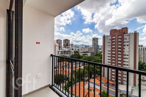 Image 7 - 860767