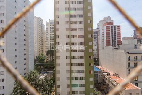 Image 7 - 861581