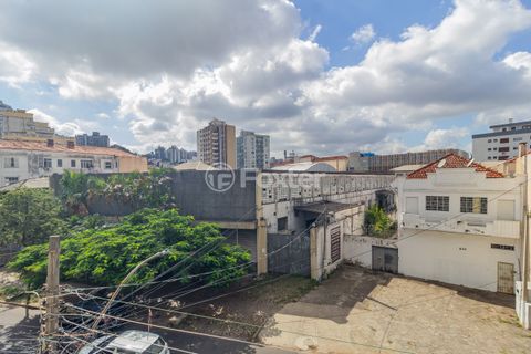 Image 6 - 861629