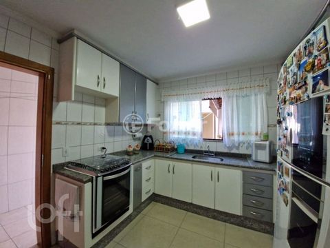 Image 7 - 861677