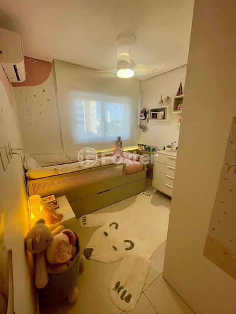 Image 7 - 861715