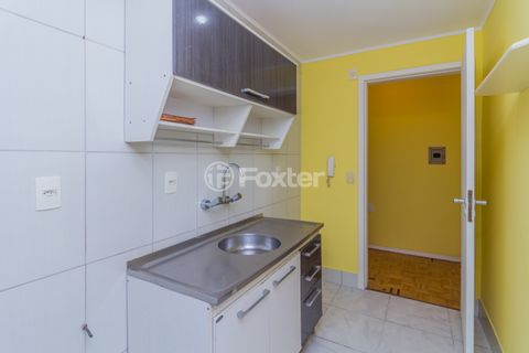 Image 10 - 861719