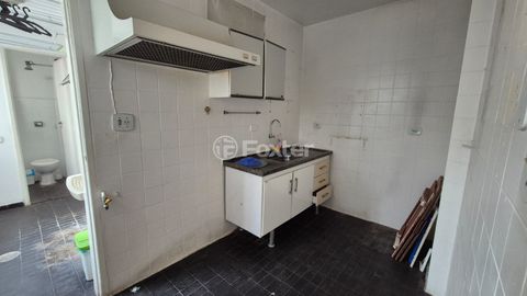 Image 3 - 862105