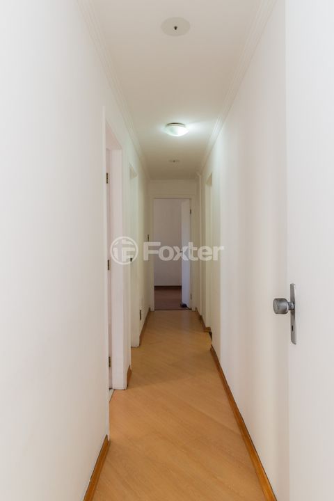 Image 10 - 862107