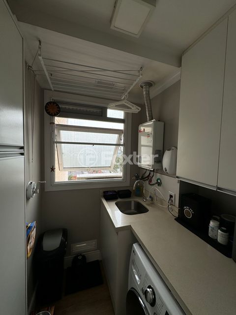 Image 7 - 862109