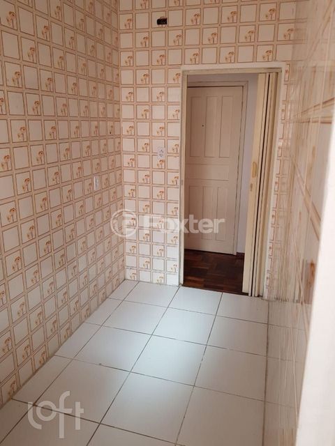 Image 8 - 862131