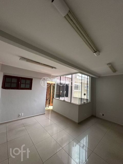 Image 8 - 862334