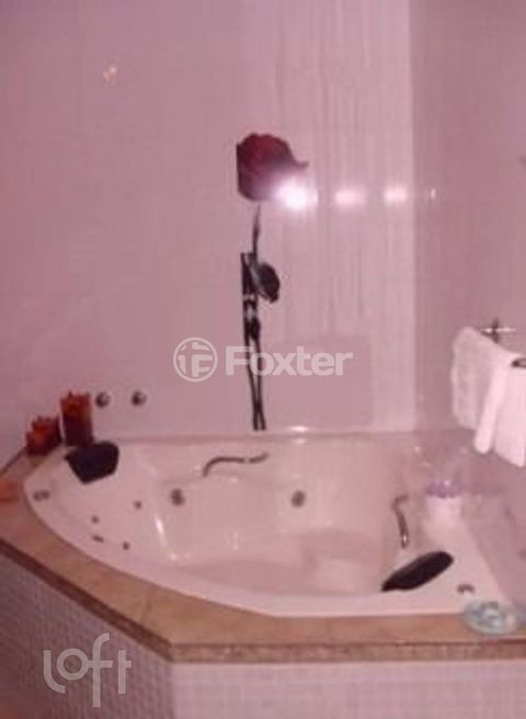 Image 8 - 862340