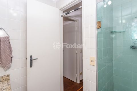 Image 8 - 862722