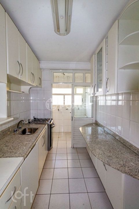 Image 4 - 862792