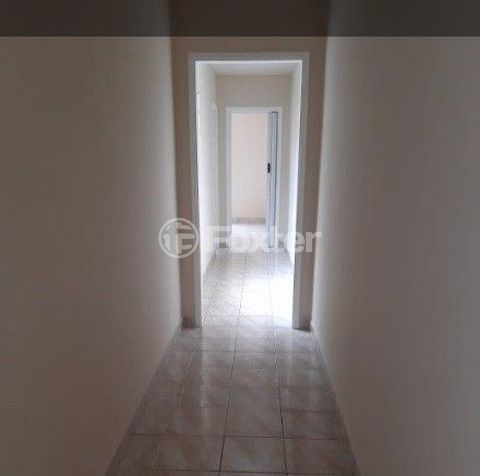 Image 6 - 862828