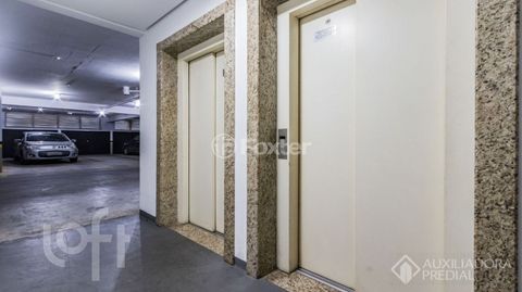 Image 8 - 862830