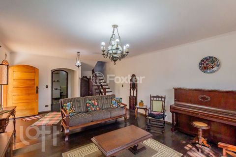 Image 3 - 862835