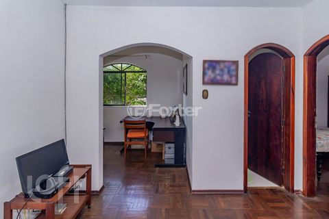 Image 7 - 862835